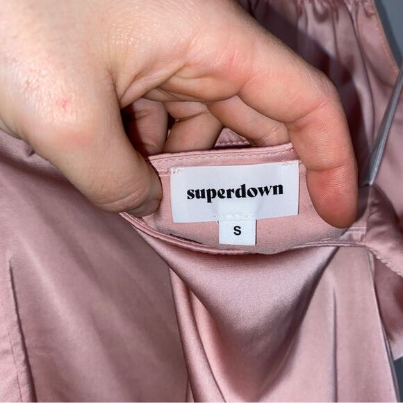 Superdown Amerie Pleated Halter Top - Picture 7 of 10